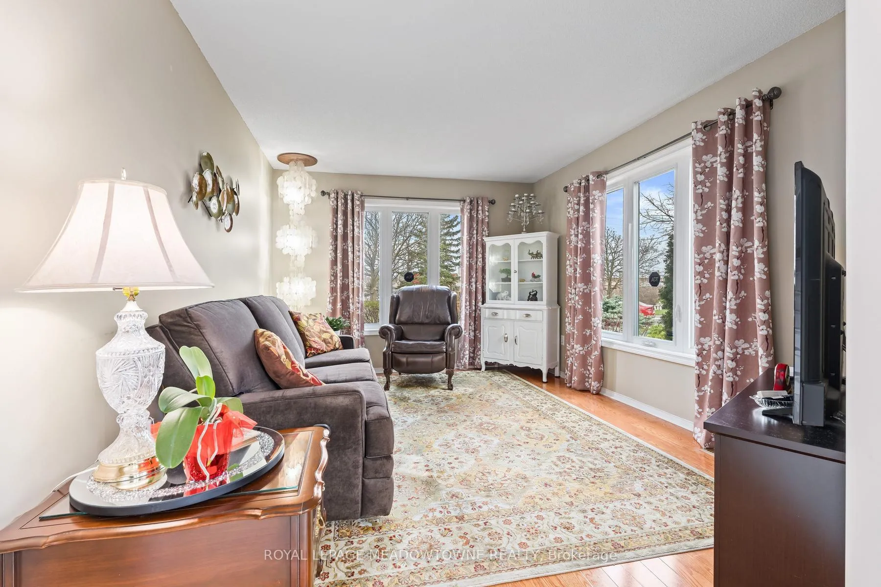 Photo 15 of 55 James Young Drive, Halton Hills, Georgetown — HOMEH