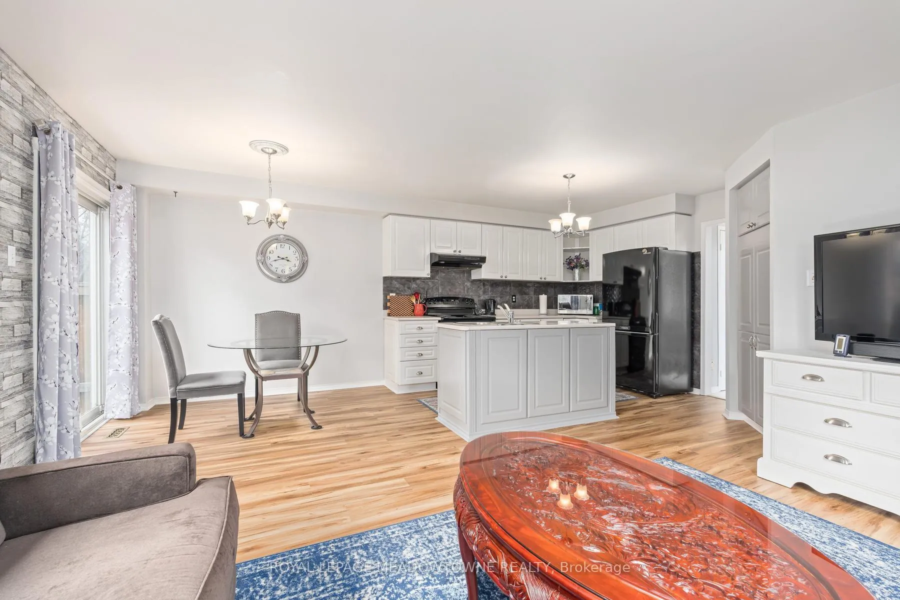 Photo 19 of 55 James Young Drive, Halton Hills, Georgetown — HOMEH