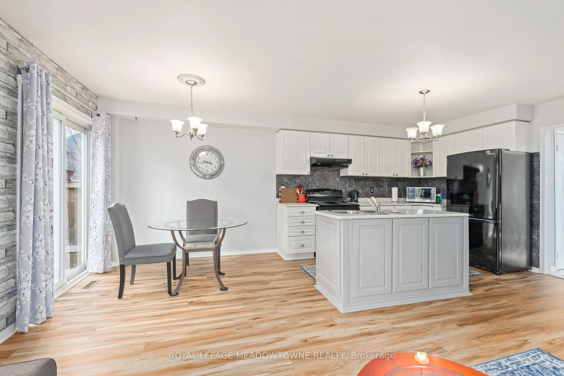 Photo 20 of 55 James Young Drive, Halton Hills, Georgetown — HOMEH