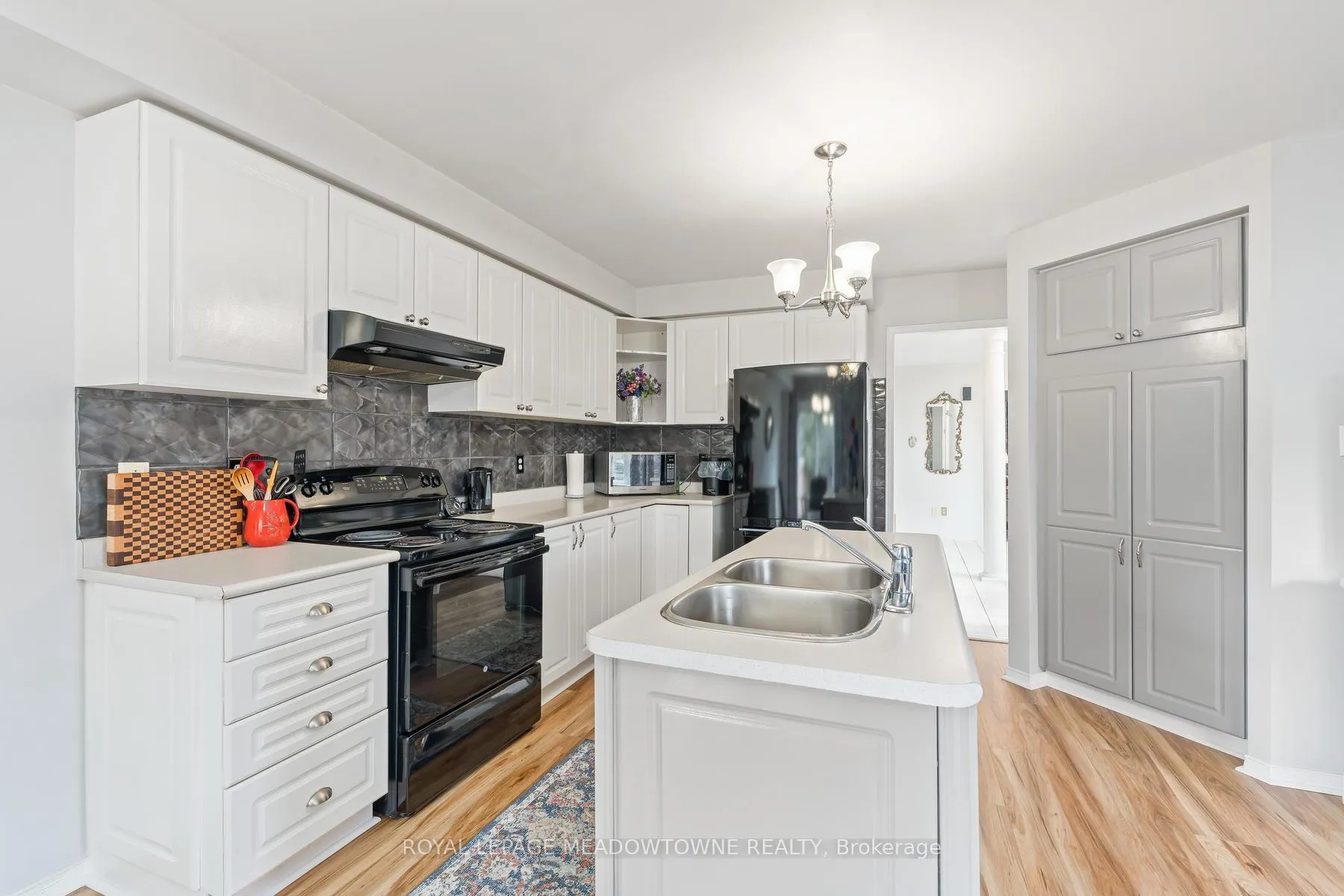 Photo 22 of 55 James Young Drive, Halton Hills, Georgetown — HOMEH