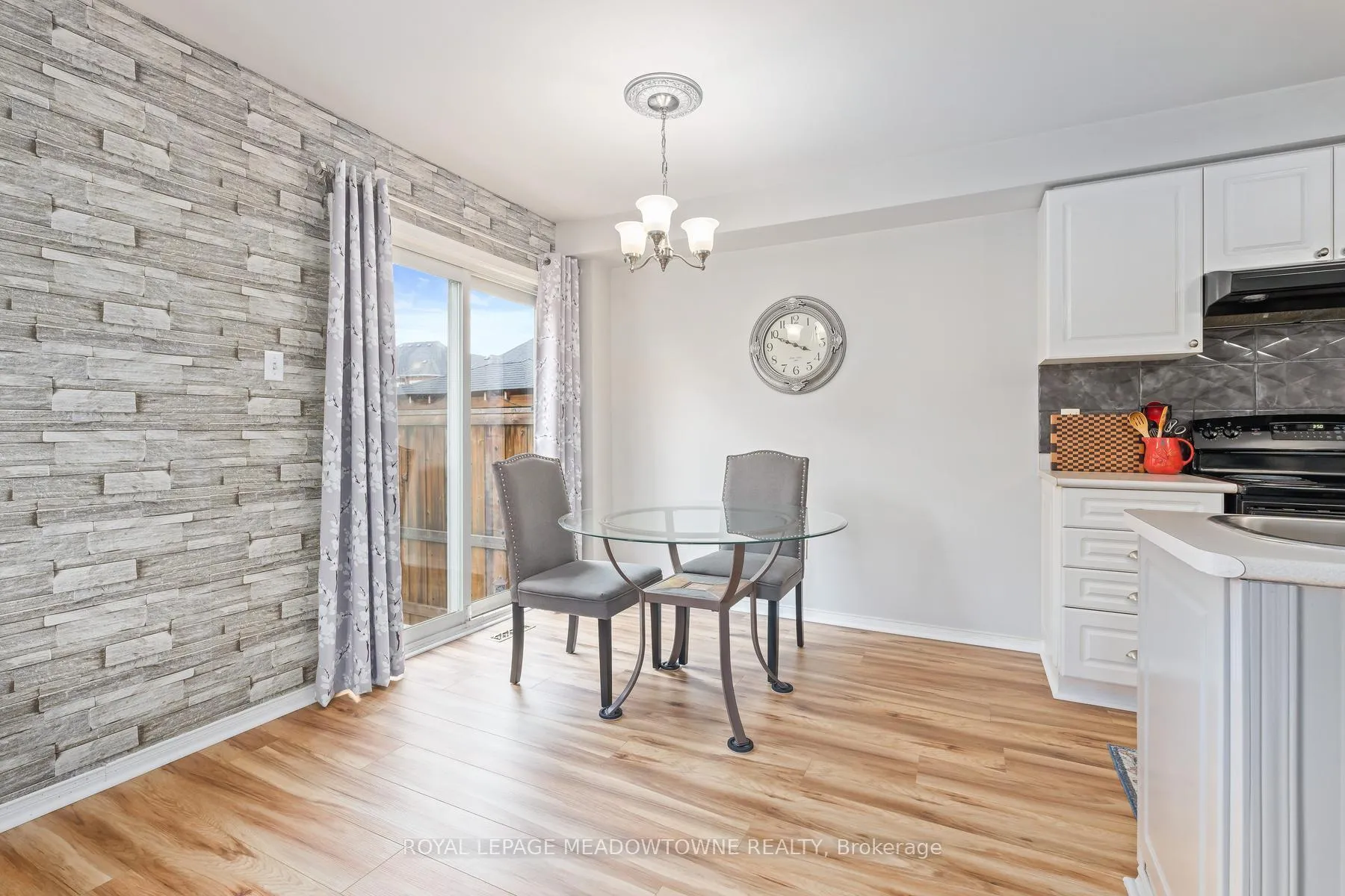 Photo 26 of 55 James Young Drive, Halton Hills, Georgetown — HOMEH