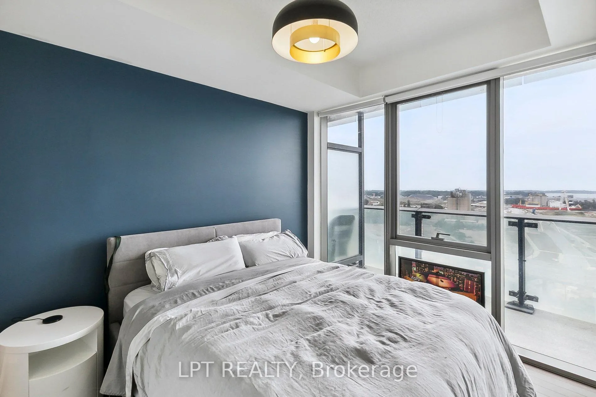 Photo 12 of Unit 1510, 390 Cherry Street, Toronto, Waterfront Communities — HOMEH