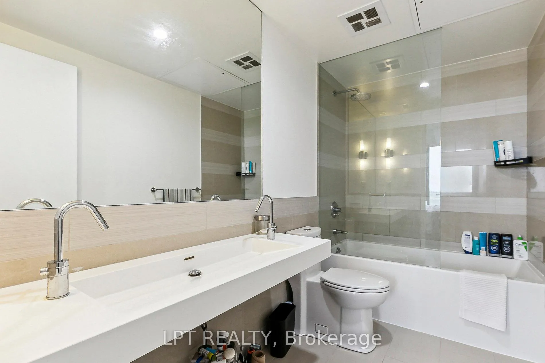 Photo 15 of Unit 1510, 390 Cherry Street, Toronto, Waterfront Communities — HOMEH