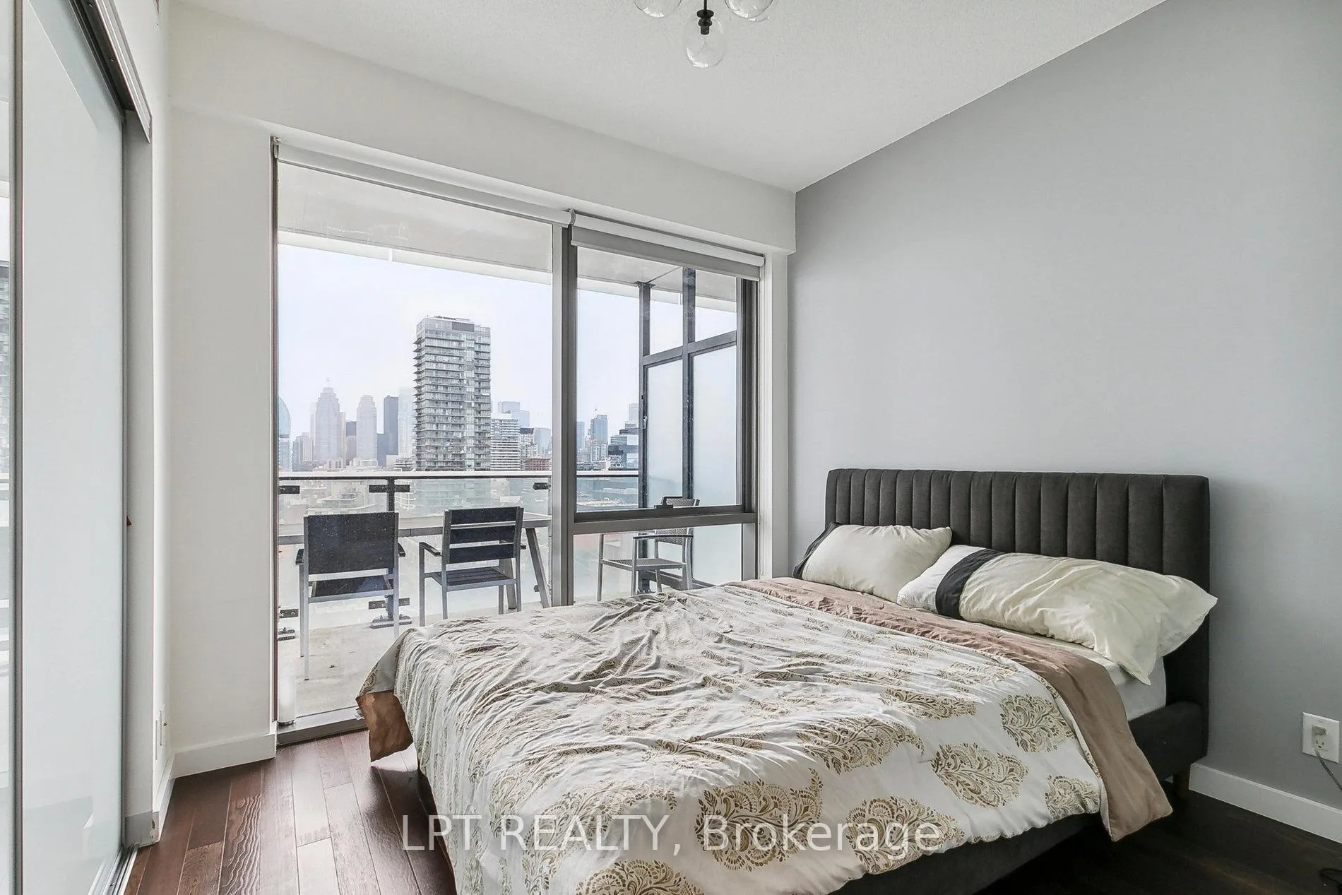 Photo 16 of Unit 1510, 390 Cherry Street, Toronto, Waterfront Communities — HOMEH