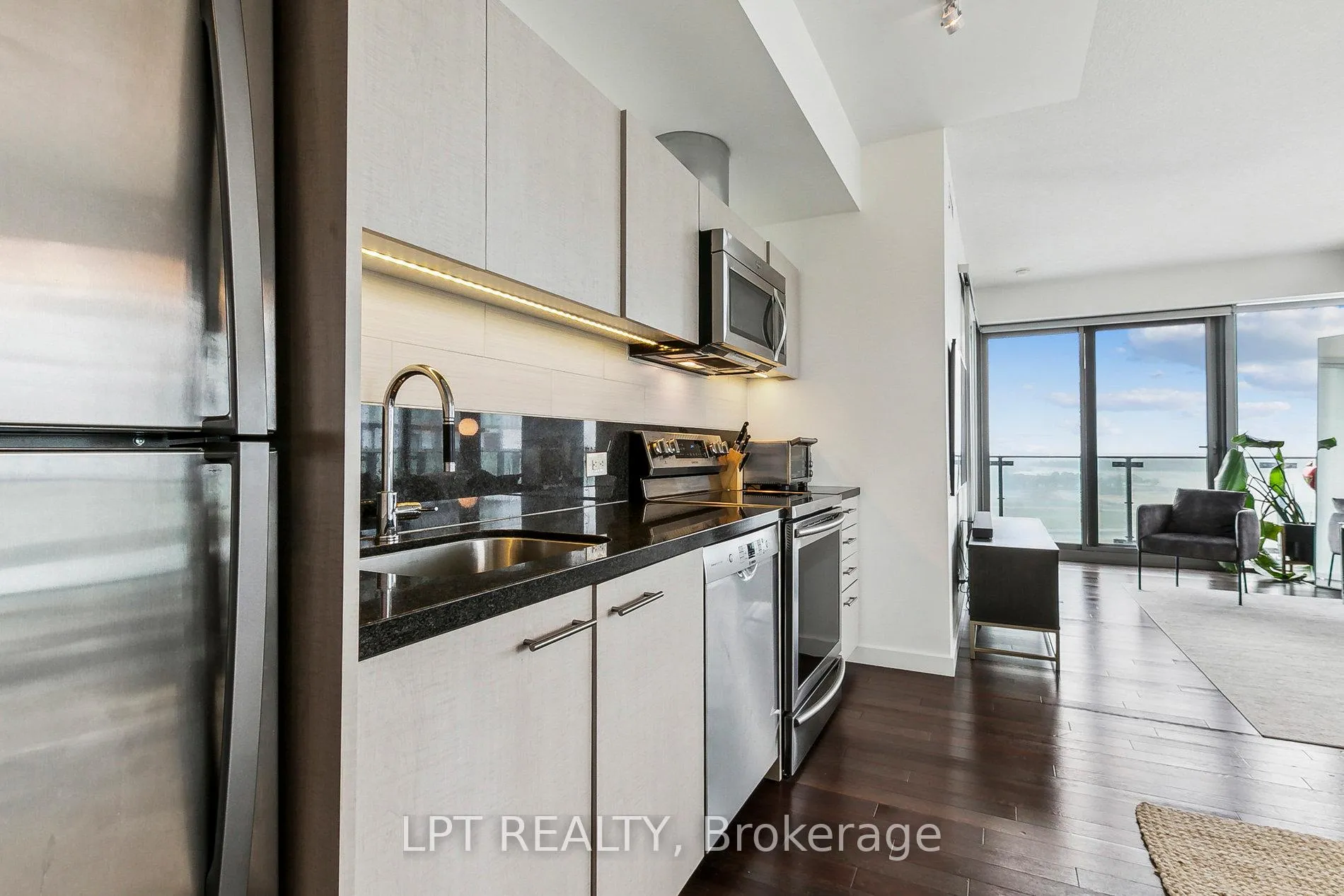 Photo 21 of Unit 1510, 390 Cherry Street, Toronto, Waterfront Communities — HOMEH