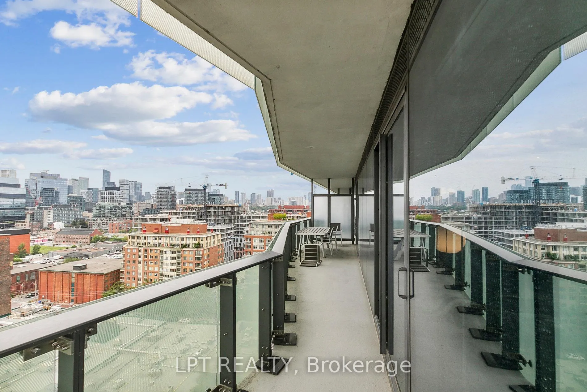 Photo 23 of Unit 1510, 390 Cherry Street, Toronto, Waterfront Communities — HOMEH