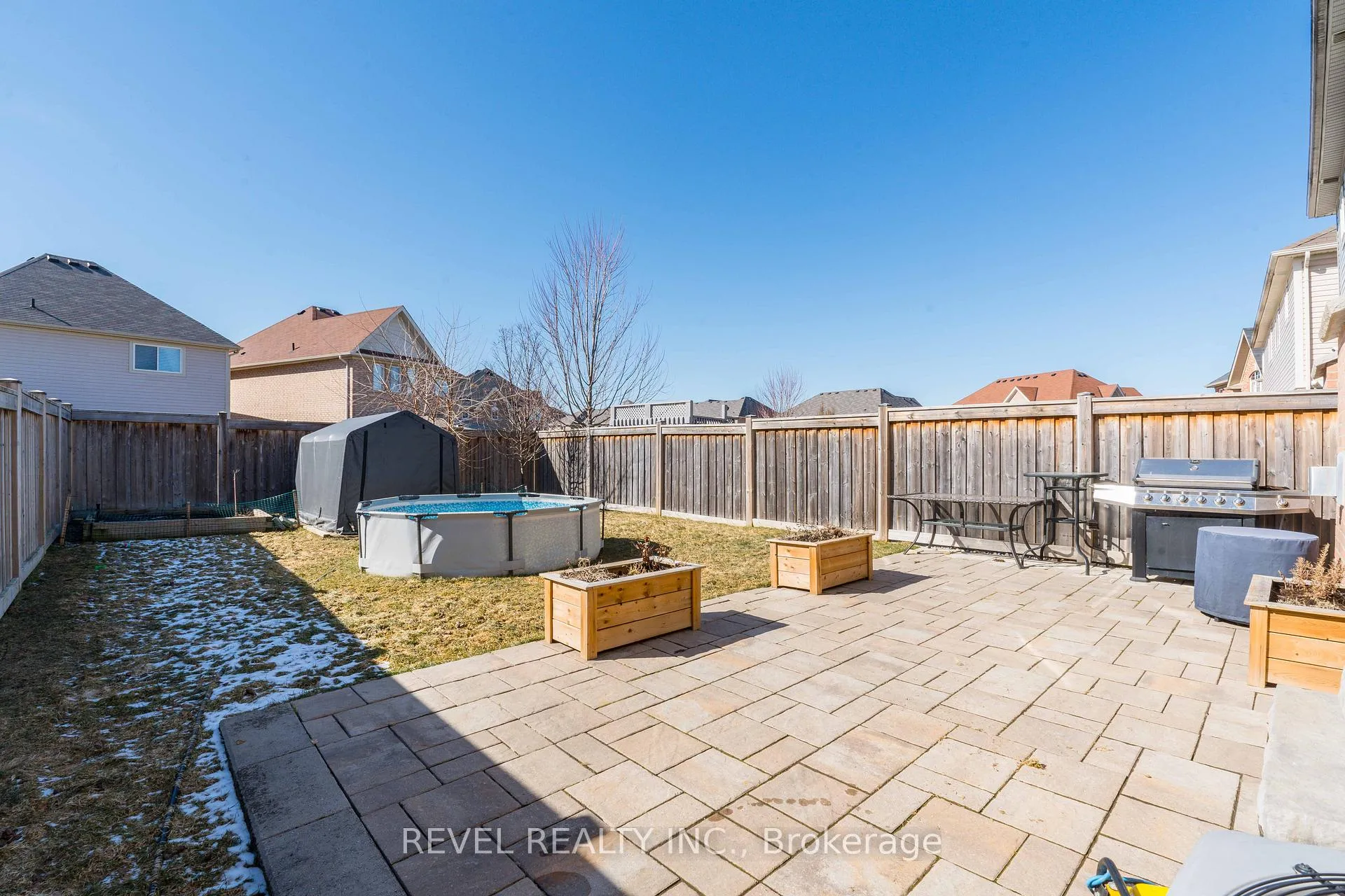 Photo 26 of 18 Jackson Drive, New Tecumseth, Tottenham — HOMEH