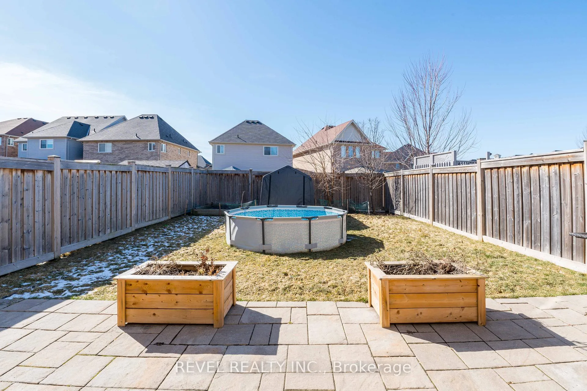 Photo 24 of 18 Jackson Drive, New Tecumseth, Tottenham — HOMEH