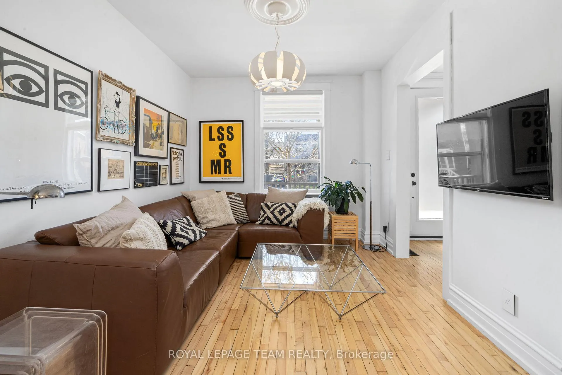 Photo 4 of 45 Springfield Road, Ottawa, Lindenlea — HOMEH