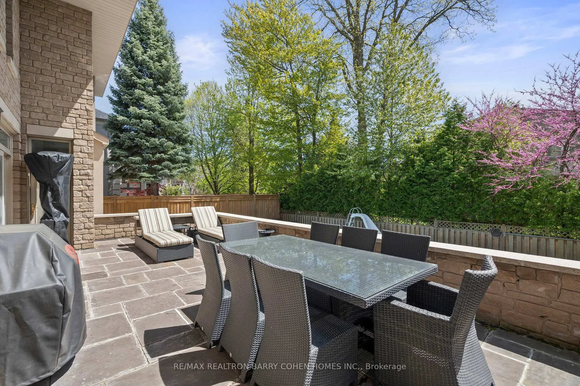 Photo 28 of 19 Vernham Avenue, North York, St. Andrew-Windfields — HOMEH
