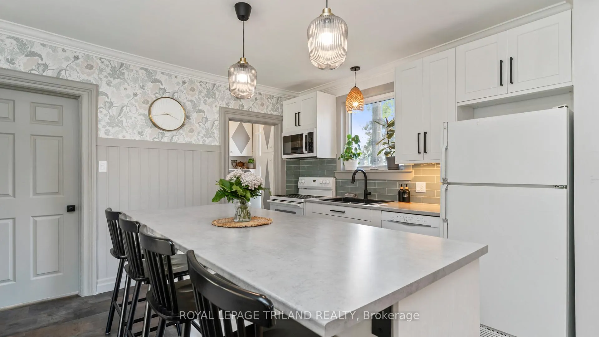 Photo 16 of 85 Maple Street, St. Thomas — HOMEH