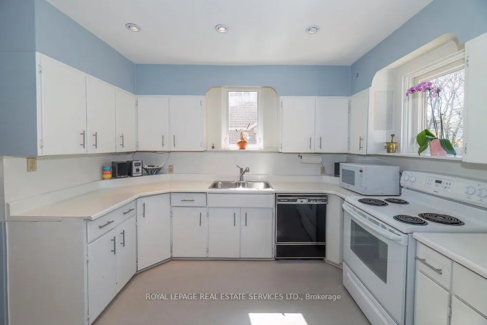 Photo 15 of 416 Rosemary Road, Toronto, Forest Hill South — HOMEH
