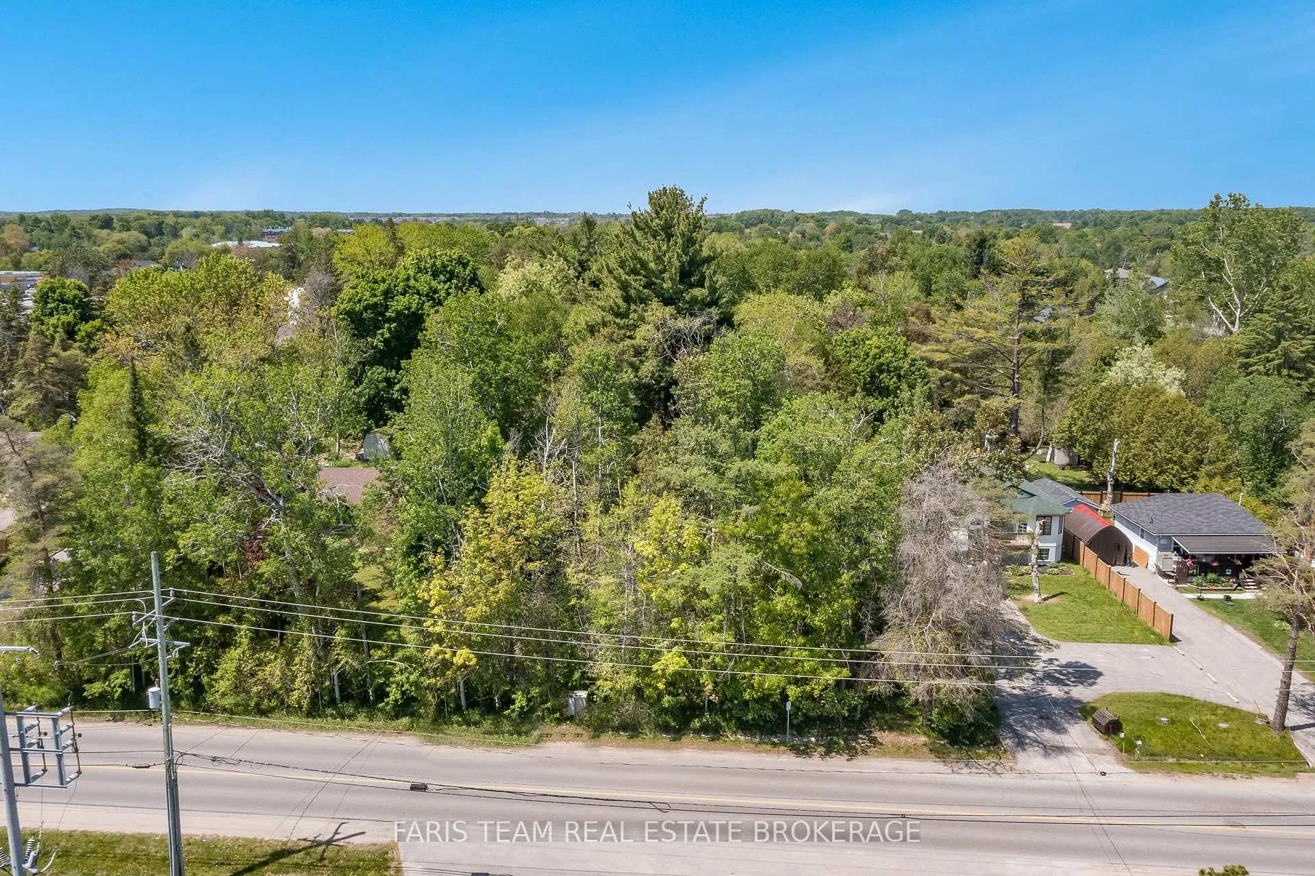 Photo 3 of 2144 25th Side Road, Innisfil, Alcona — HOMEH
