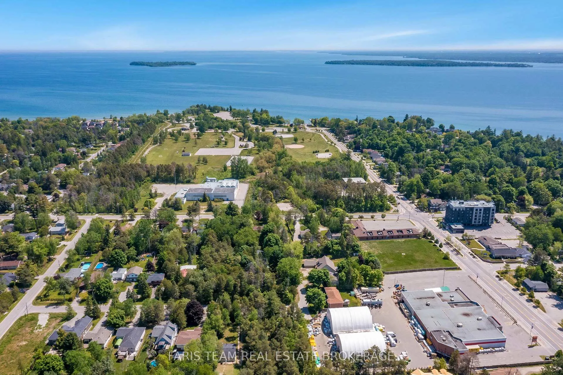 Photo 11 of 2144 25th Side Road, Innisfil, Alcona — HOMEH