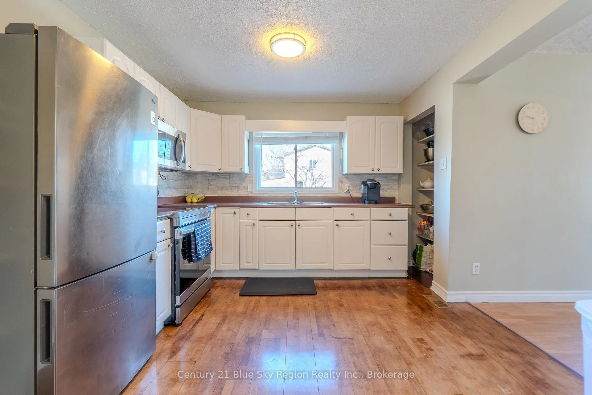 Photo 15 of 203 Hillcrest Avenue, North Bay, Central — HOMEH