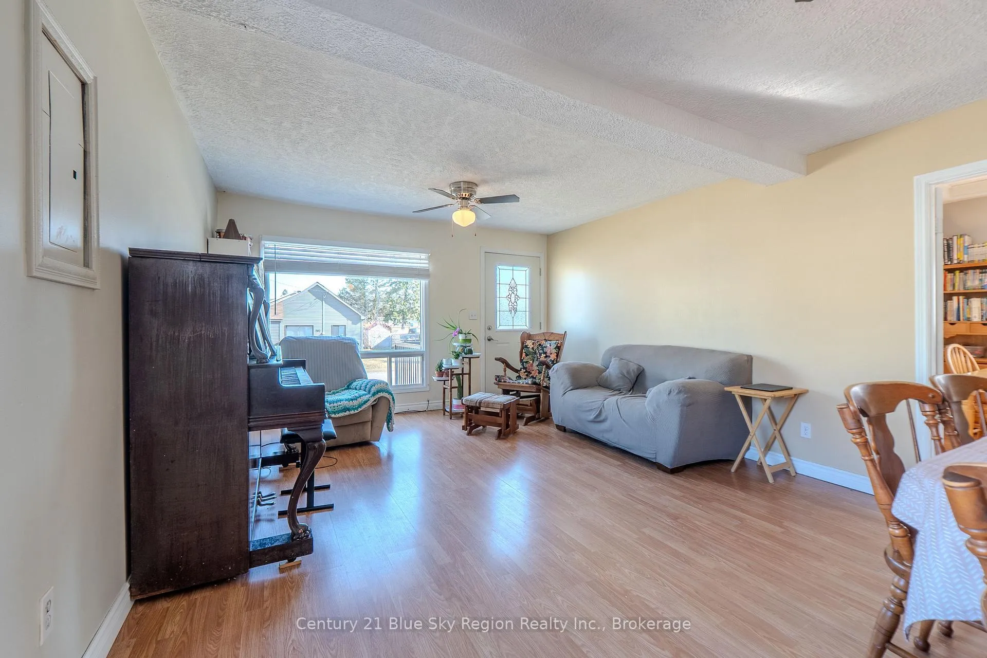 Photo 24 of 203 Hillcrest Avenue, North Bay, Central — HOMEH