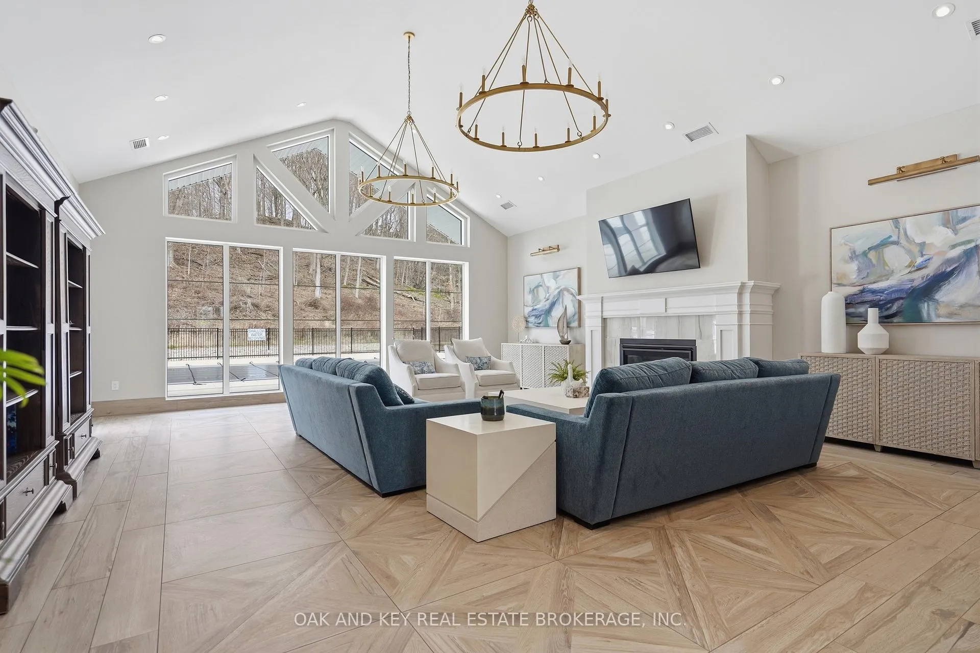 Photo 30 of Unit 203, 100 The Promenade, Southwold, Rural Southwold — HOMEH