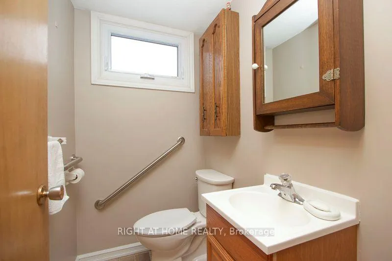 Photo 11 of 295 Central Park Boulevard N, Oshawa, O'Neill — HOMEH