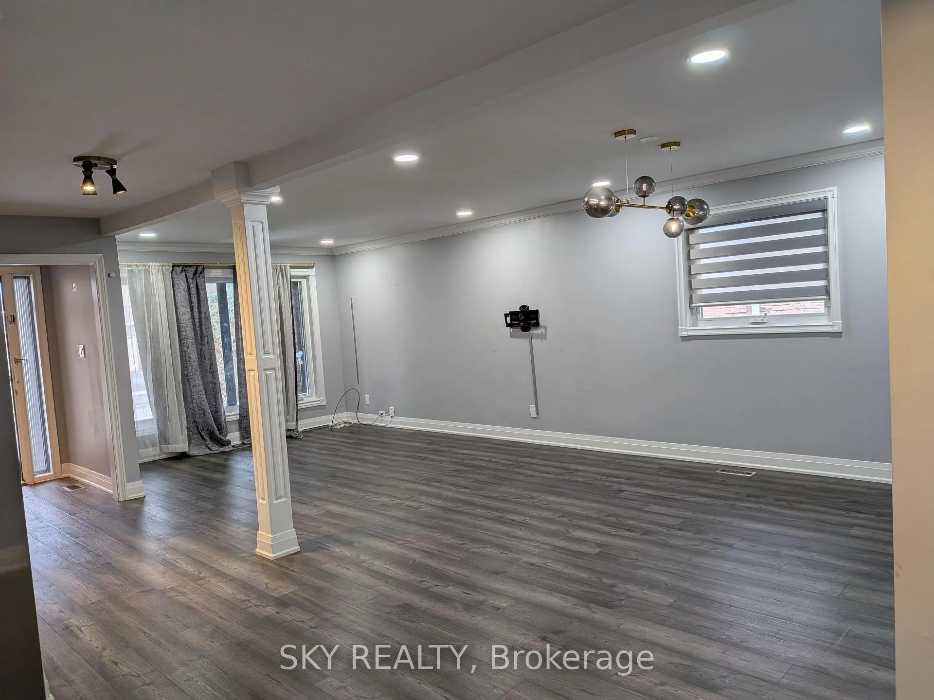 Photo 6 of Unit Upper, 3 Panorama Crescent, Brampton, Northgate — HOMEH