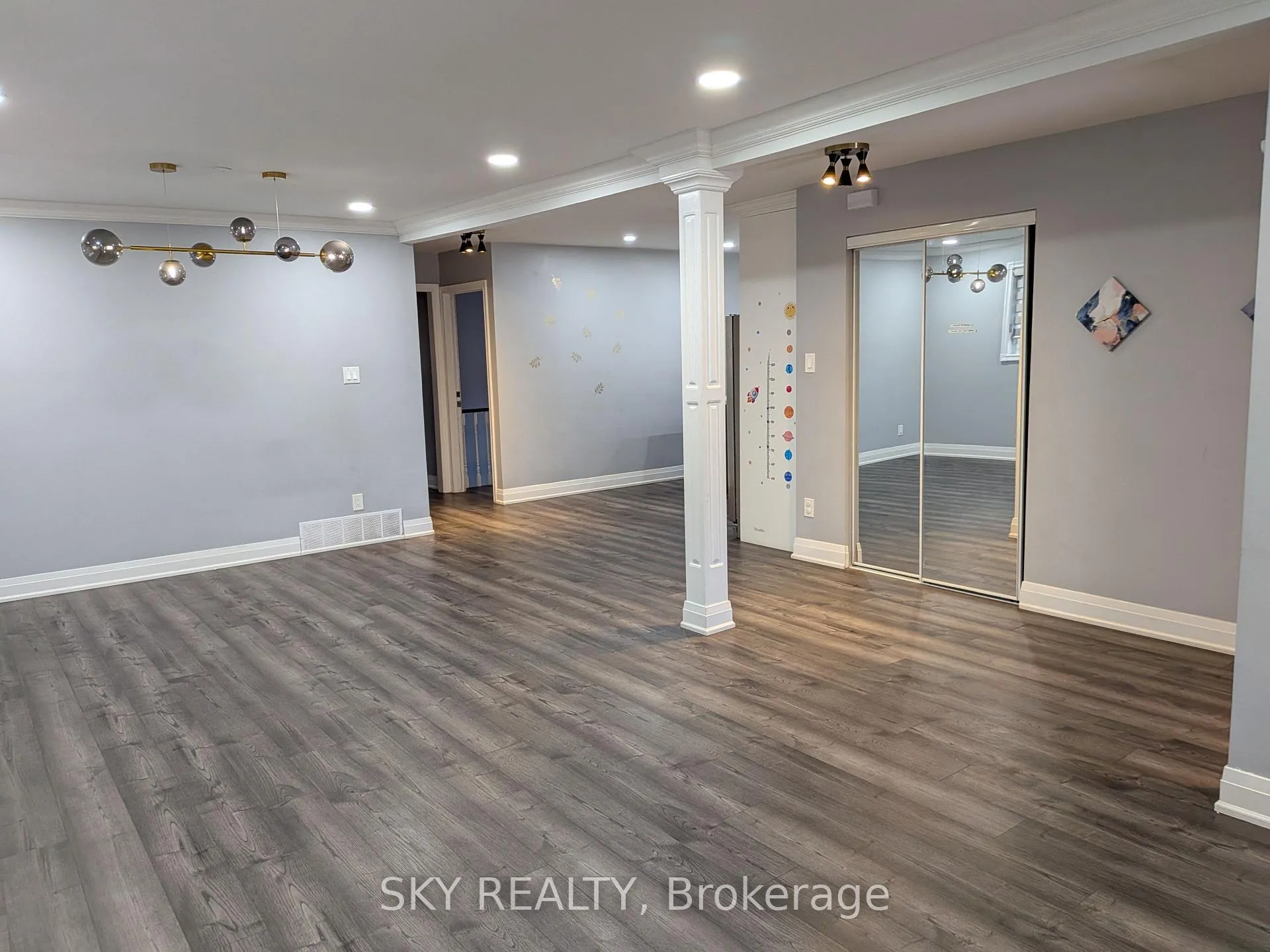 Photo 7 of Unit Upper, 3 Panorama Crescent, Brampton, Northgate — HOMEH