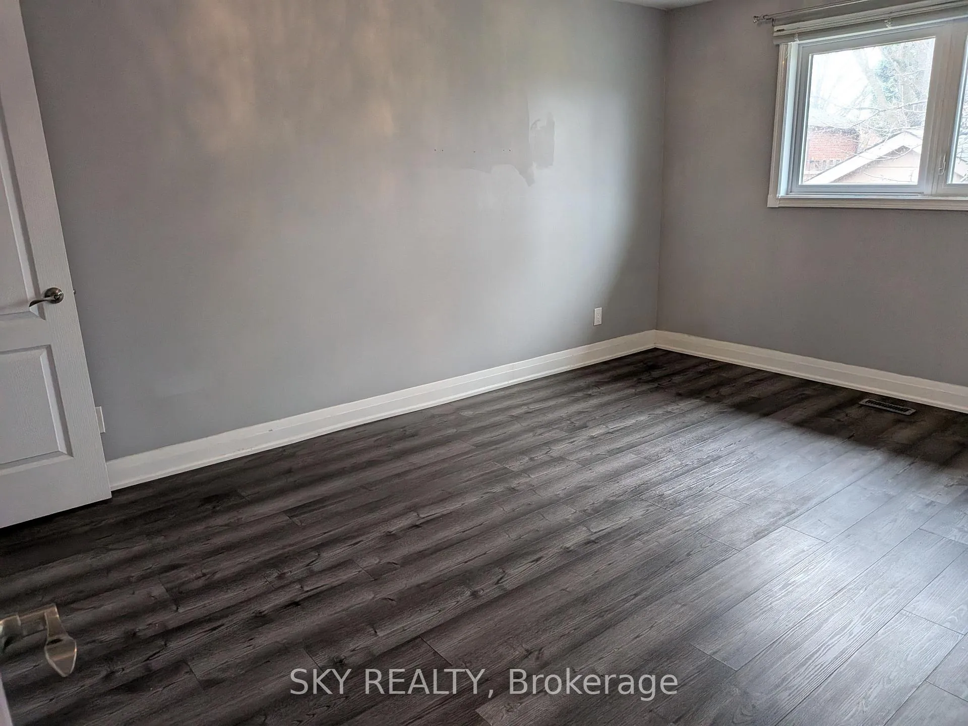 Photo 9 of Unit Upper, 3 Panorama Crescent, Brampton, Northgate — HOMEH