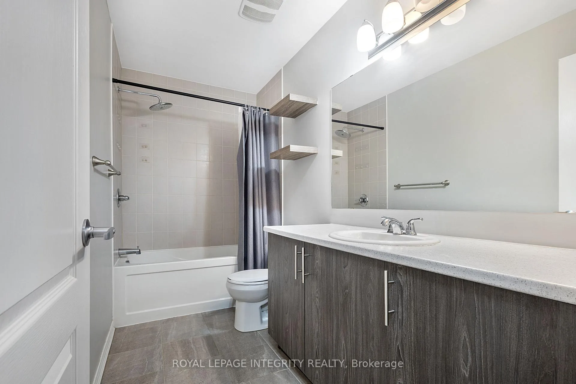 Photo 18 of 863 Element Place, Ottawa, Kanata - Emerald Meadows/Trailwest — HOMEH