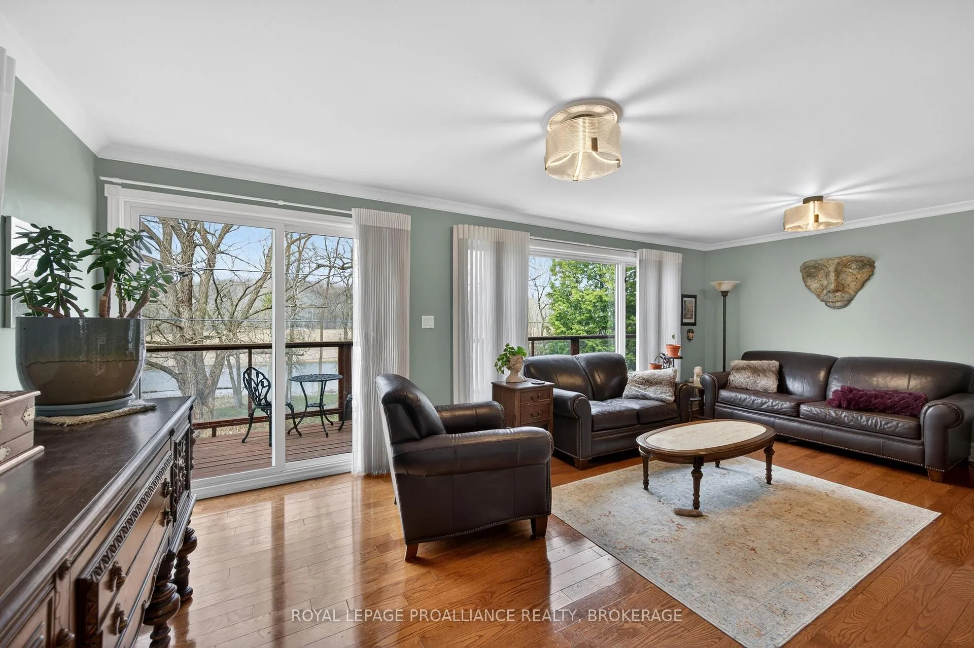 Photo 6 of 727 Aylmer Crescent, Kingston, South of Taylor-Kidd Blvd — HOMEH