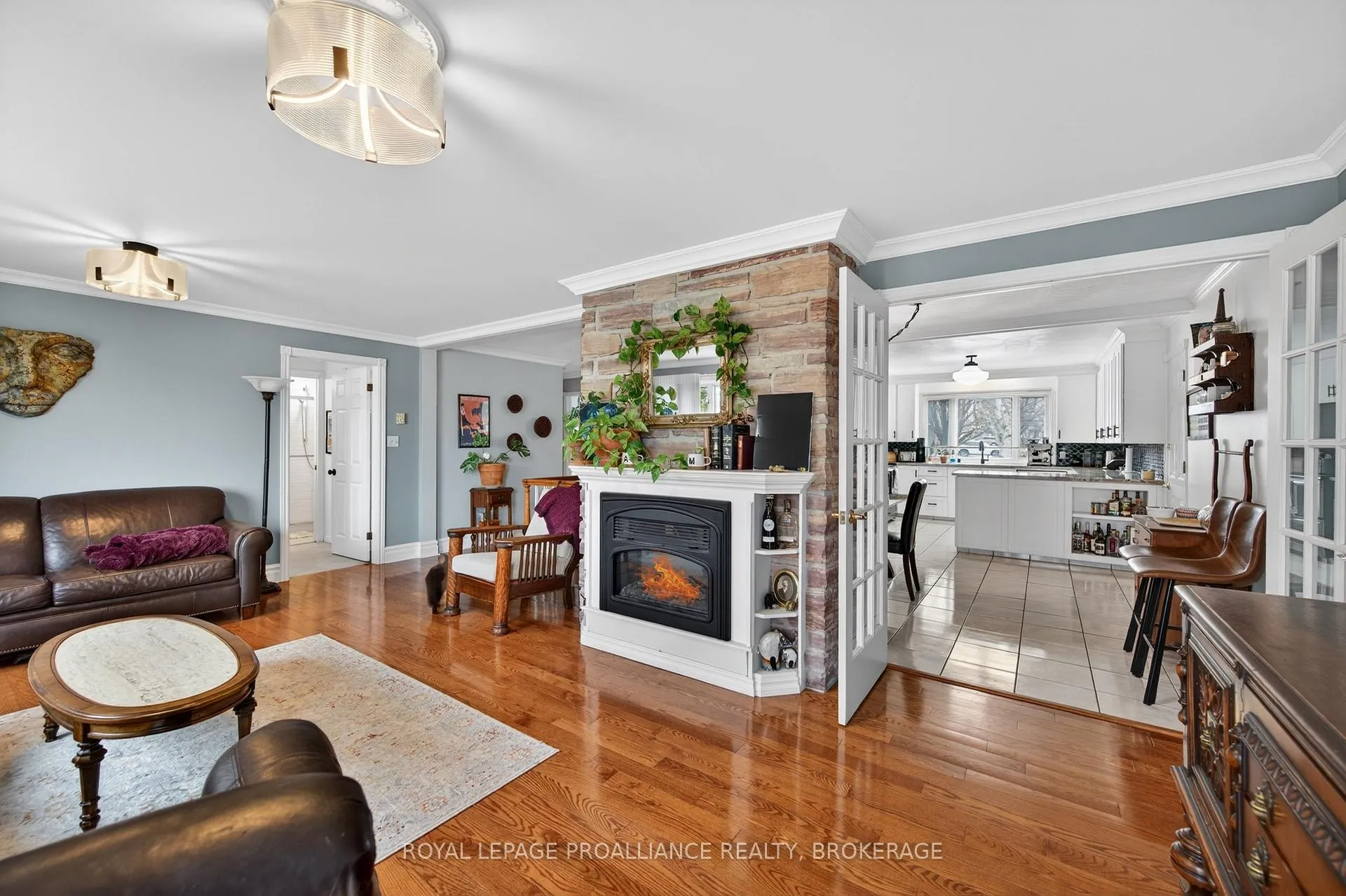 Photo 7 of 727 Aylmer Crescent, Kingston, South of Taylor-Kidd Blvd — HOMEH