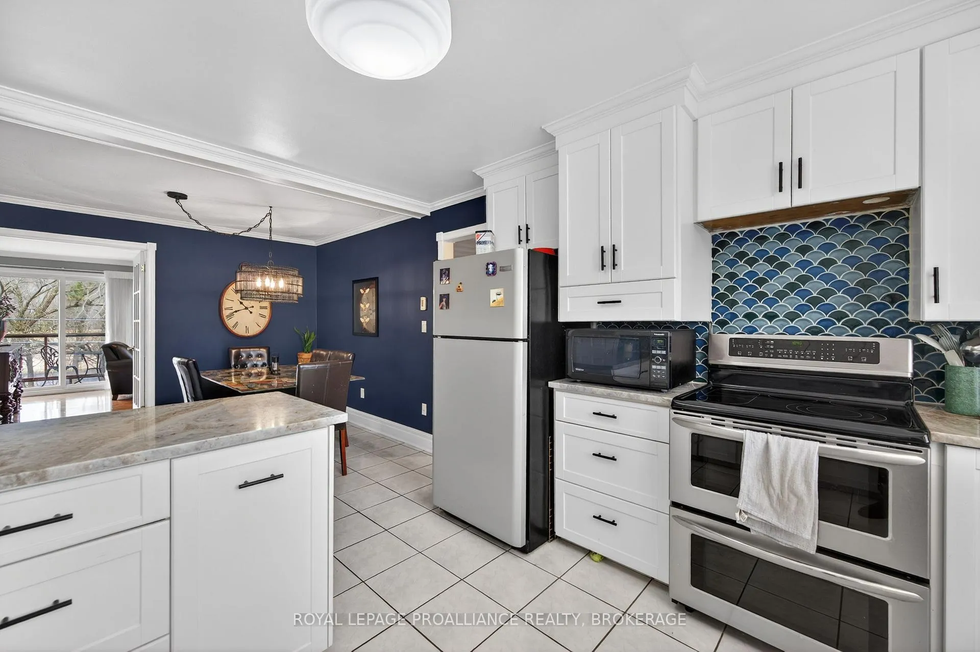 Photo 9 of 727 Aylmer Crescent, Kingston, South of Taylor-Kidd Blvd — HOMEH