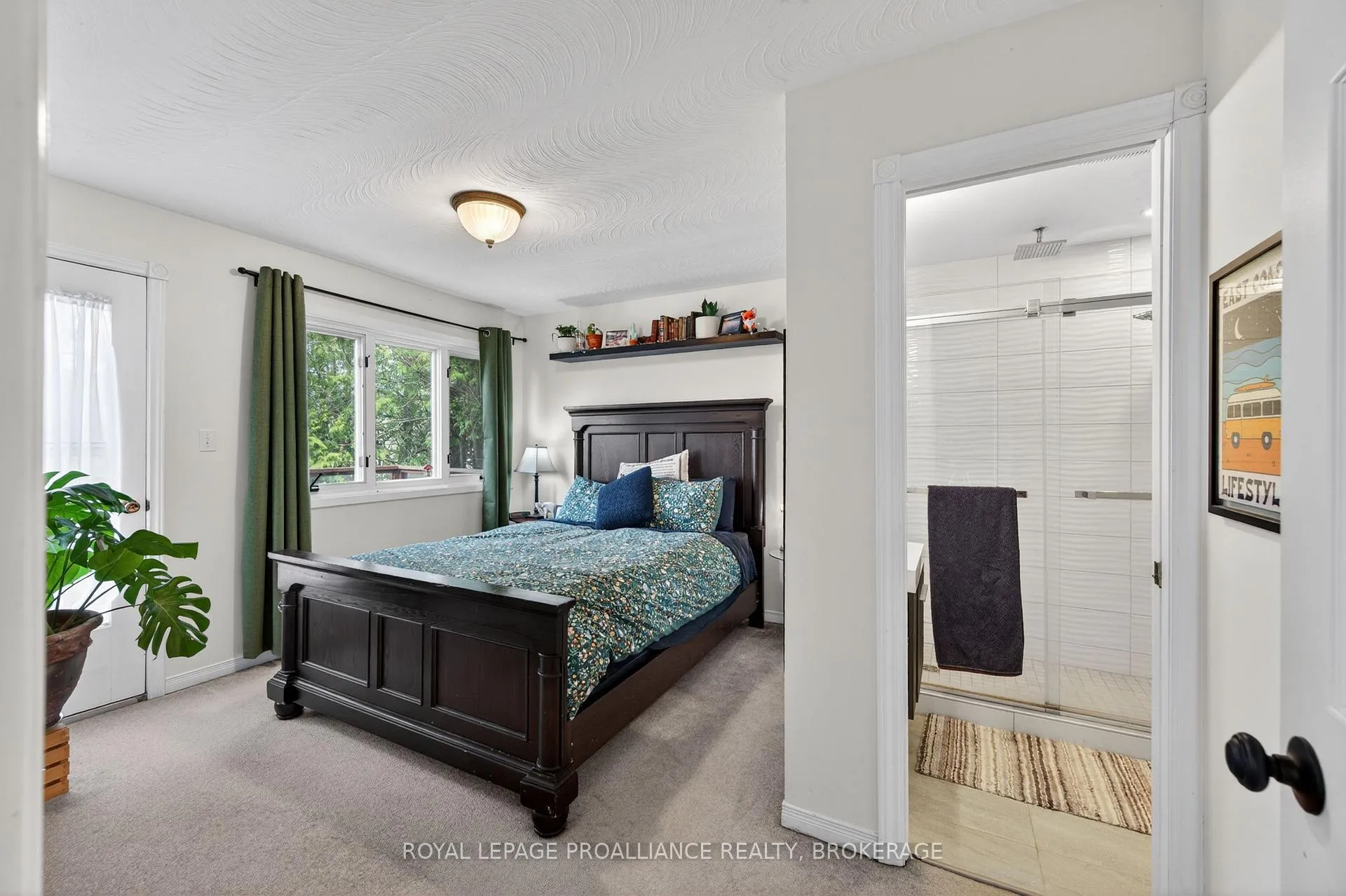 Photo 15 of 727 Aylmer Crescent, Kingston, South of Taylor-Kidd Blvd — HOMEH