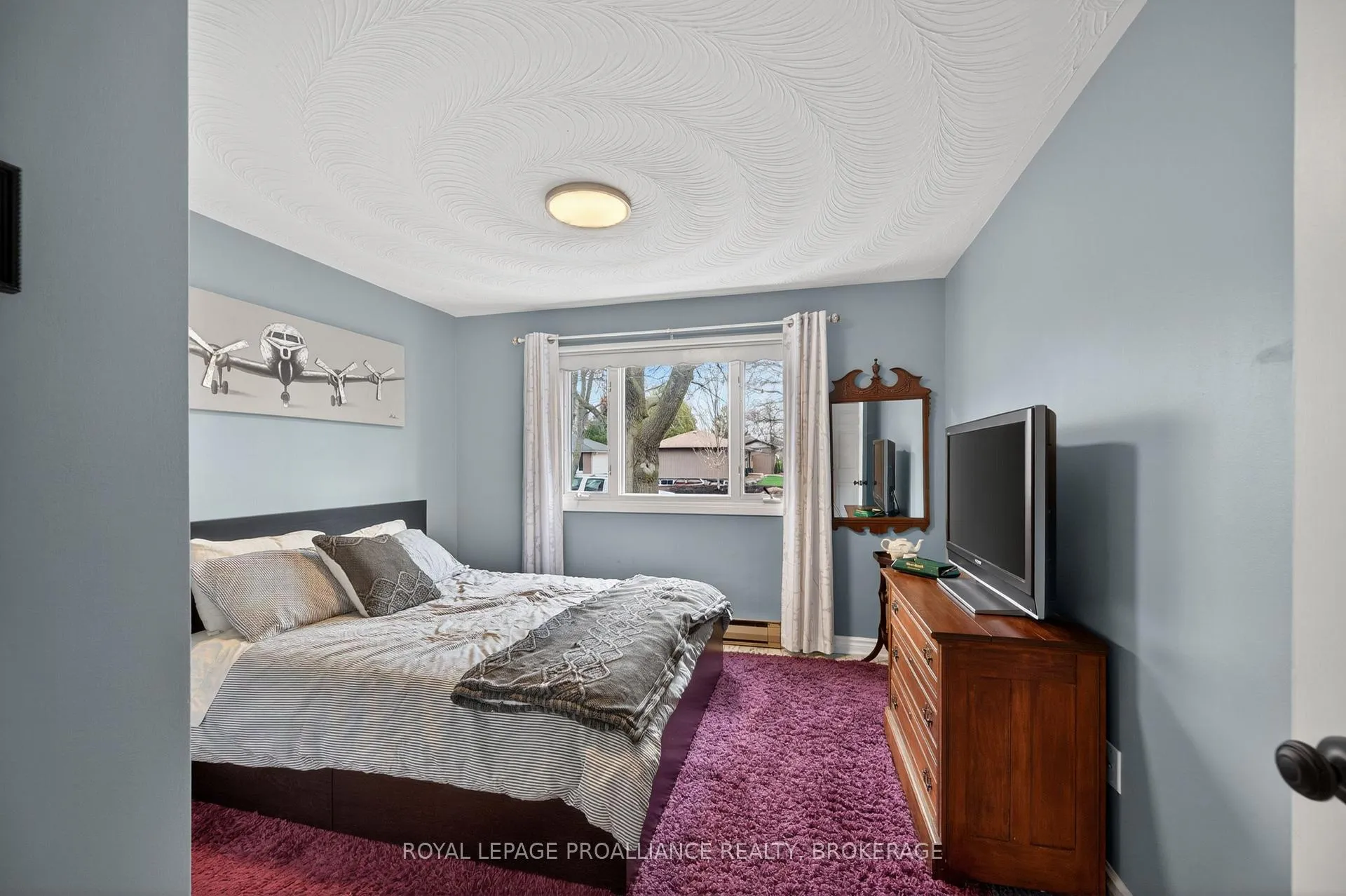 Photo 17 of 727 Aylmer Crescent, Kingston, South of Taylor-Kidd Blvd — HOMEH