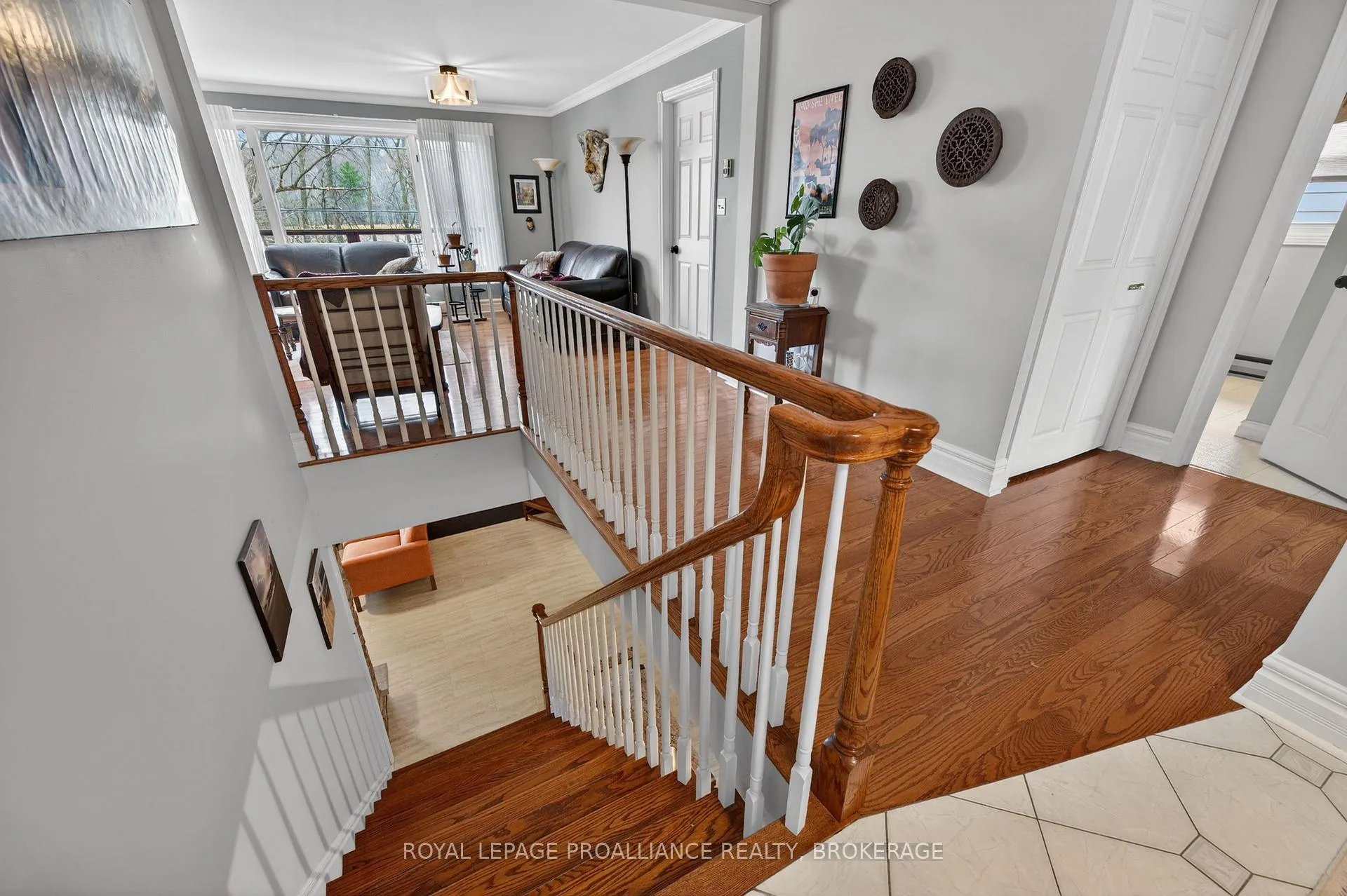 Photo 20 of 727 Aylmer Crescent, Kingston, South of Taylor-Kidd Blvd — HOMEH