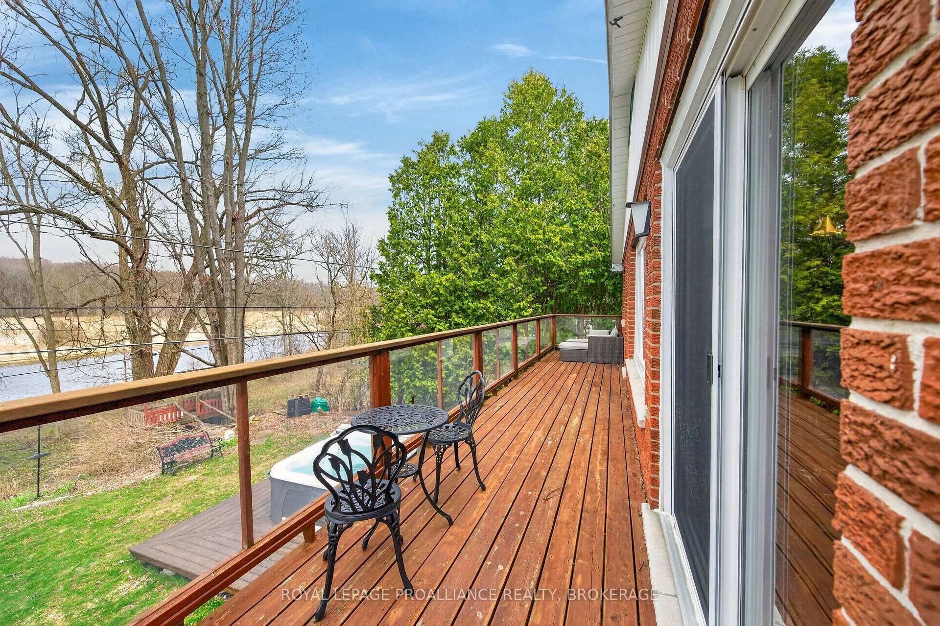 Photo 33 of 727 Aylmer Crescent, Kingston, South of Taylor-Kidd Blvd — HOMEH