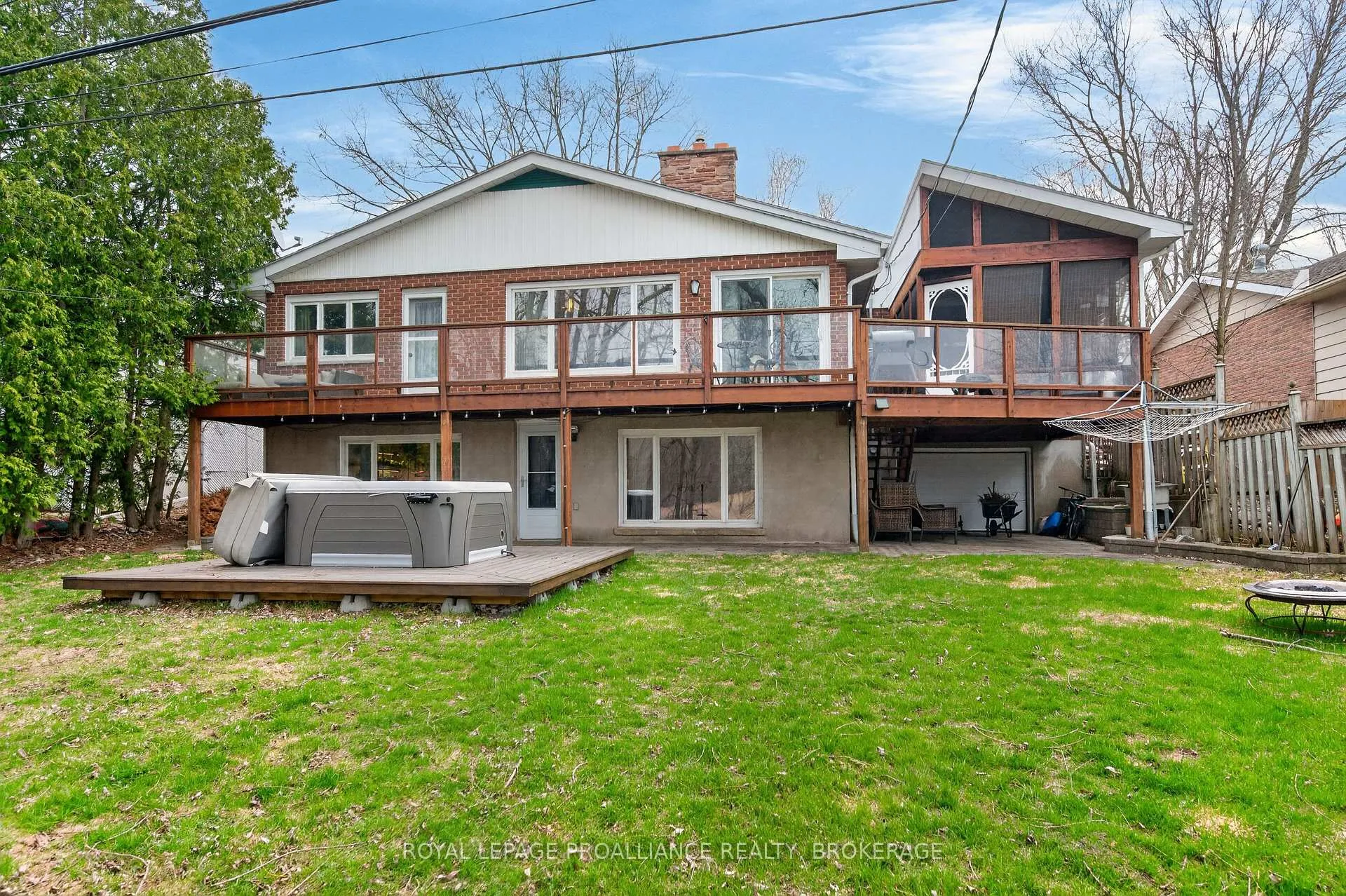 Photo 35 of 727 Aylmer Crescent, Kingston, South of Taylor-Kidd Blvd — HOMEH