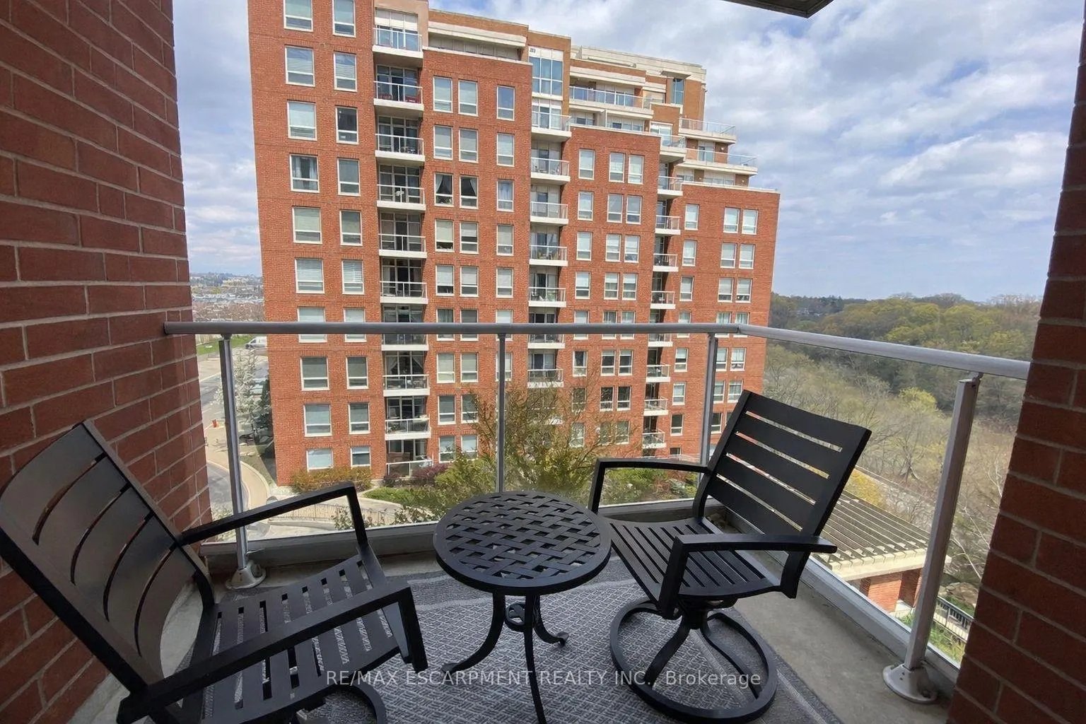 Photo 11 of Unit 507, 40 Old Mill Road, Oakville, Old Oakville — HOMEH