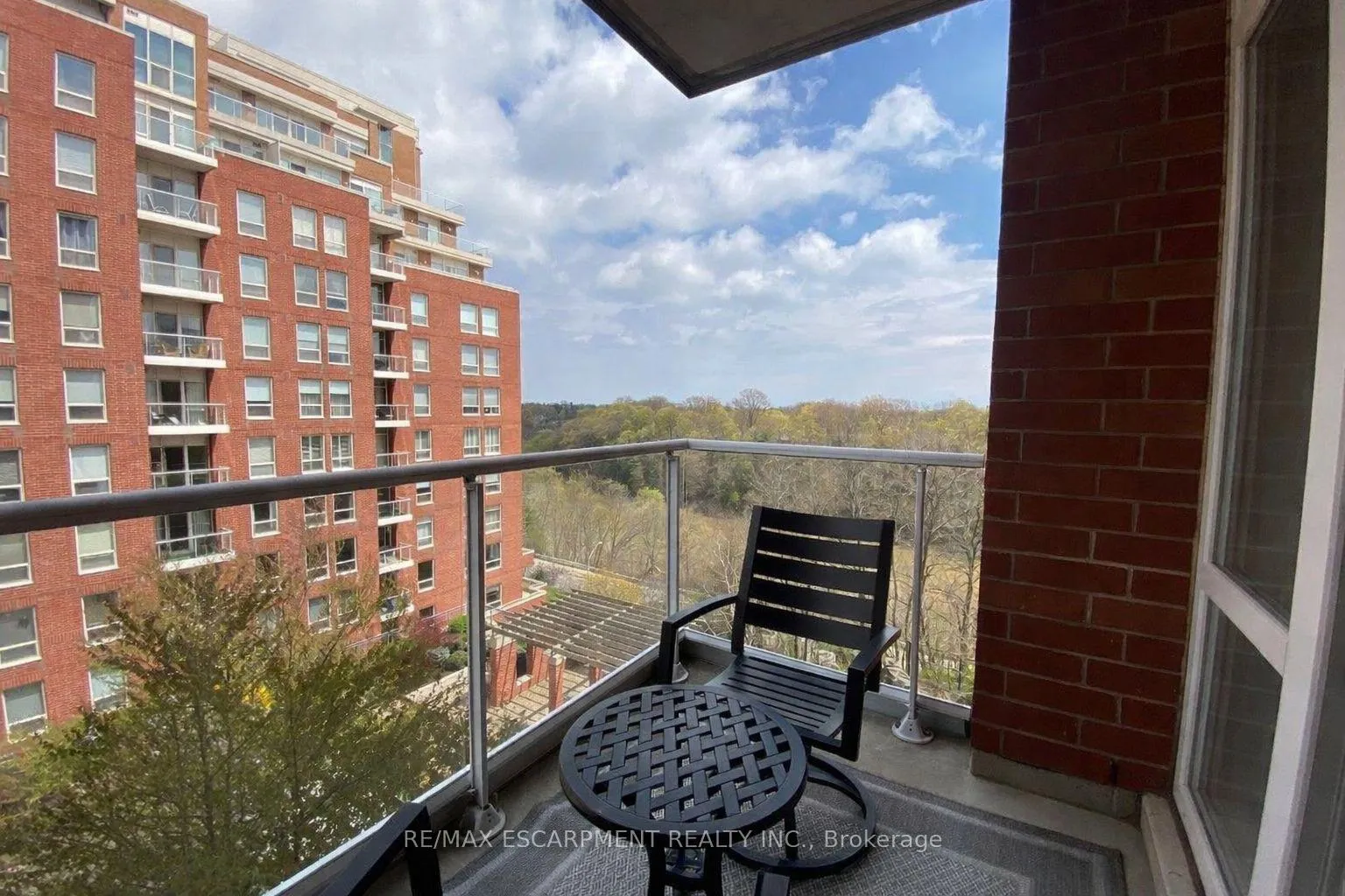Photo 12 of Unit 507, 40 Old Mill Road, Oakville, Old Oakville — HOMEH