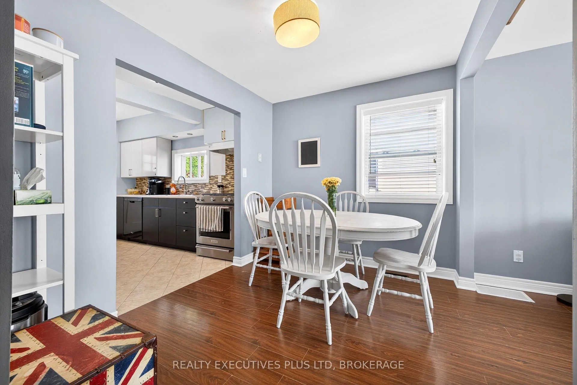 Photo 9 of 46 Doncaster Boulevard, St. Catharines, Fairview — HOMEH