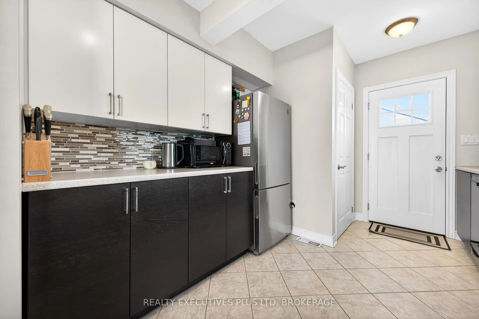 Photo 13 of 46 Doncaster Boulevard, St. Catharines, Fairview — HOMEH