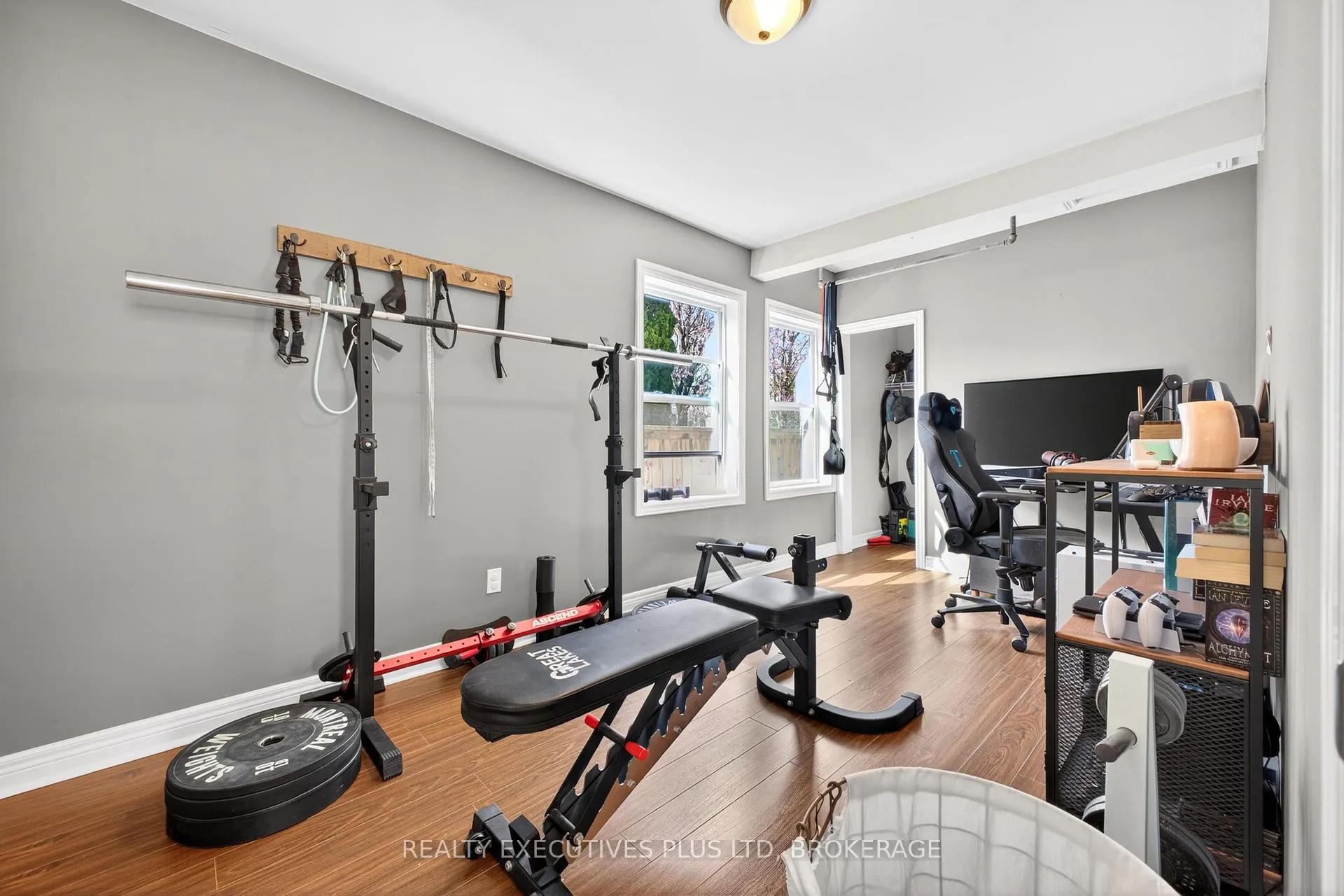 Photo 17 of 46 Doncaster Boulevard, St. Catharines, Fairview — HOMEH