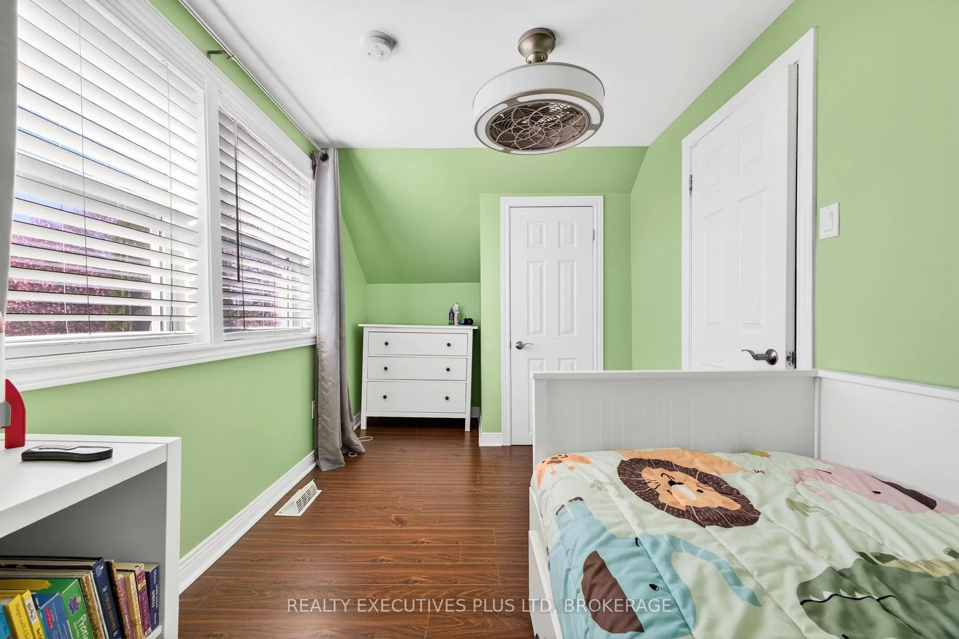 Photo 26 of 46 Doncaster Boulevard, St. Catharines, Fairview — HOMEH