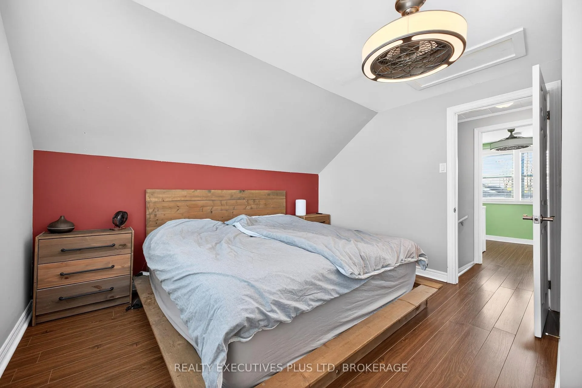 Photo 32 of 46 Doncaster Boulevard, St. Catharines, Fairview — HOMEH