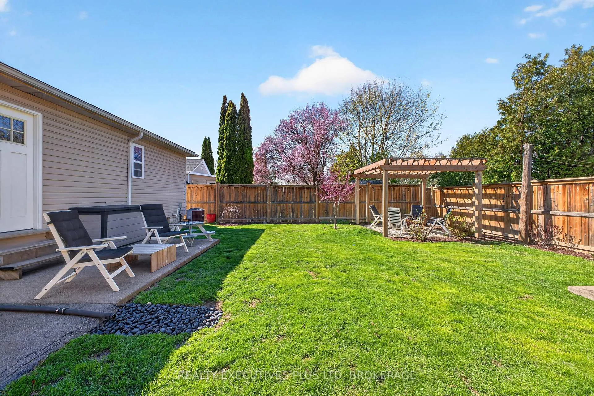 Photo 34 of 46 Doncaster Boulevard, St. Catharines, Fairview — HOMEH