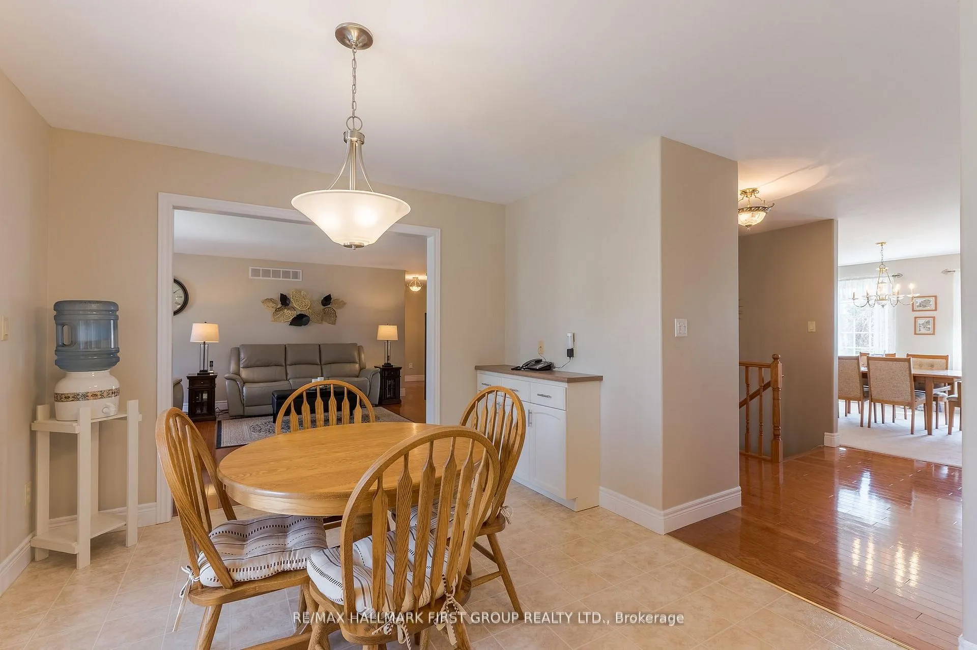 Photo 16 of 4 Bluewater Avenue, Kawartha Lakes, Fenelon — HOMEH