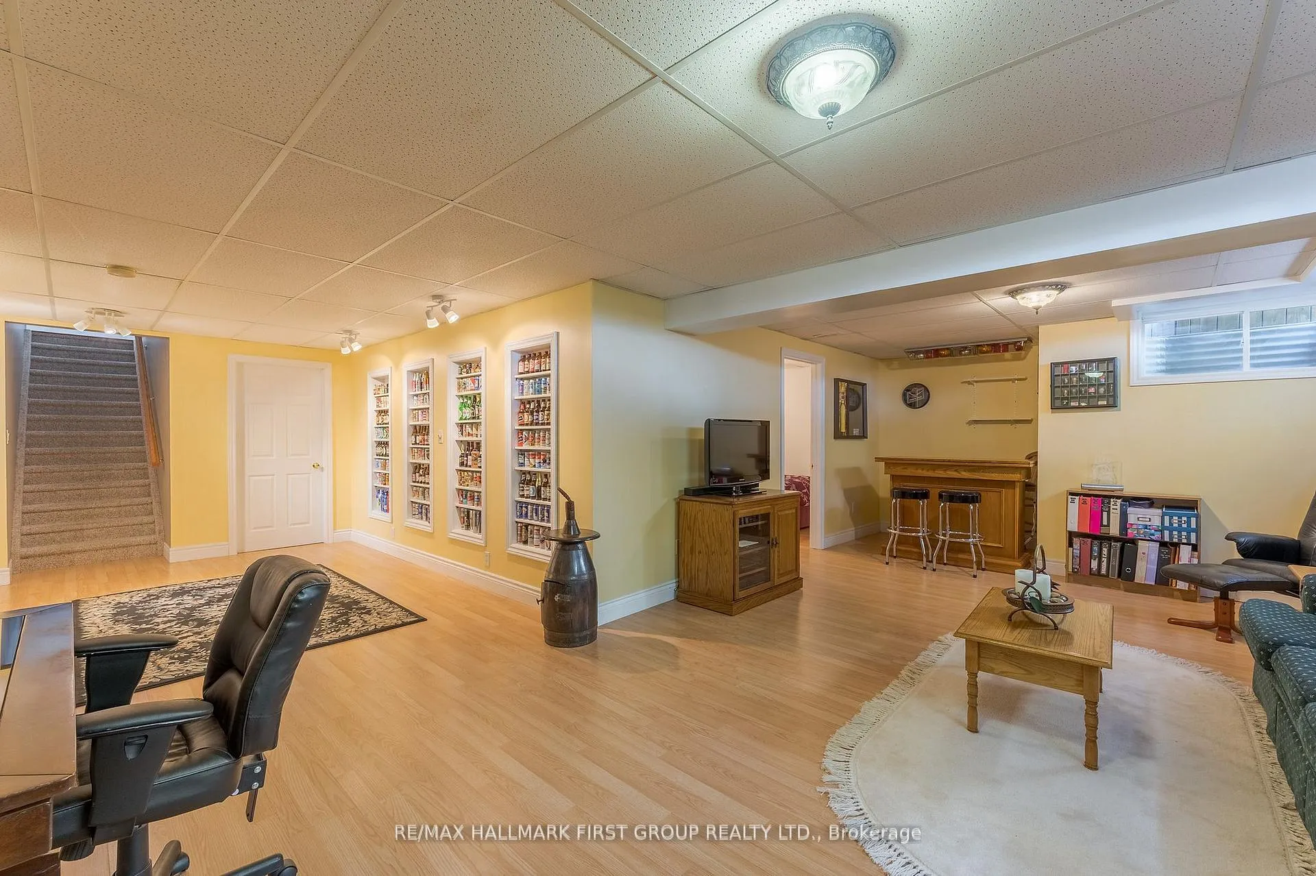 Photo 26 of 4 Bluewater Avenue, Kawartha Lakes, Fenelon — HOMEH