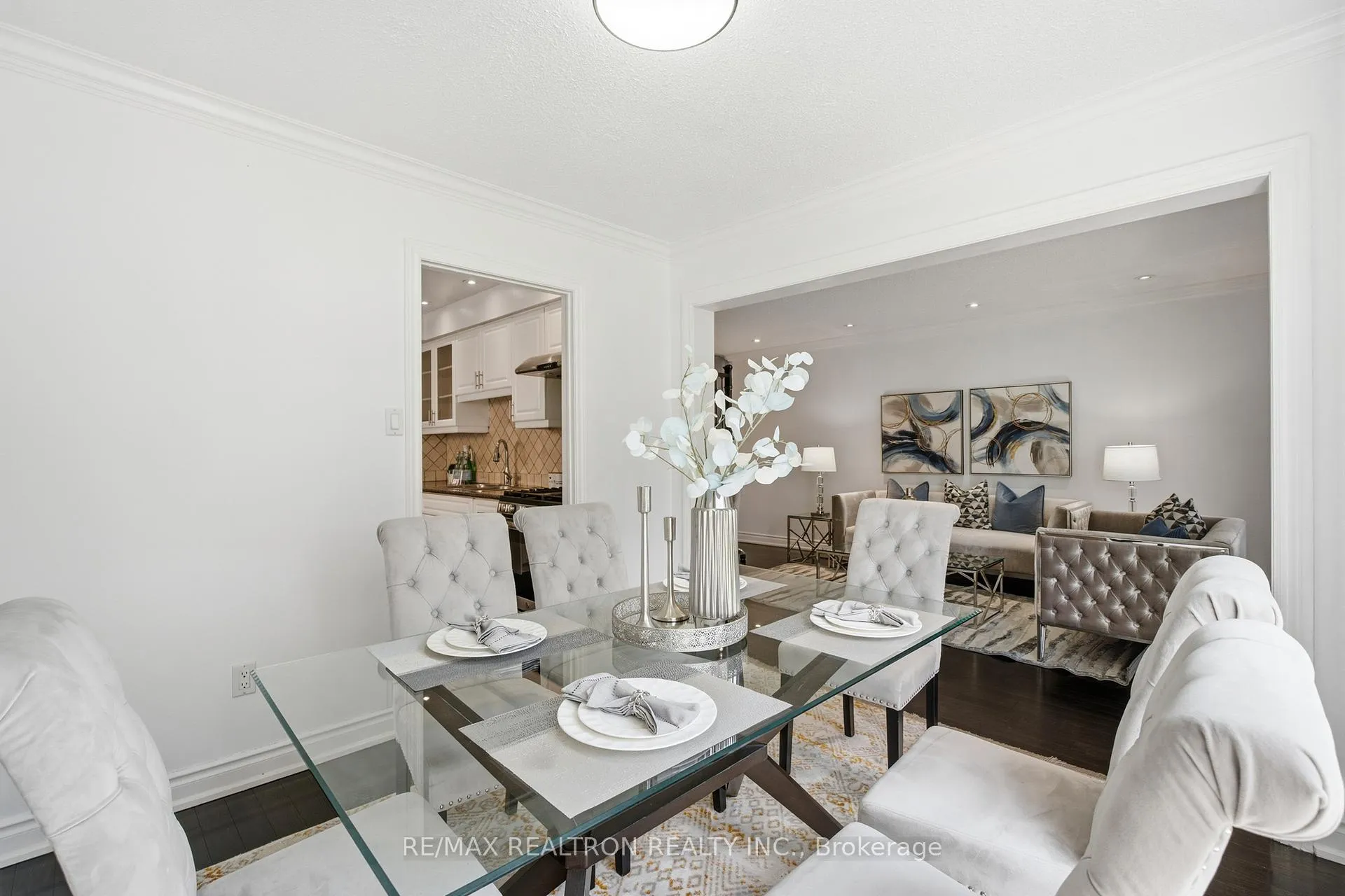 Photo 11 of 150 Borrows Street, Vaughan, Lakeview Estates — HOMEH