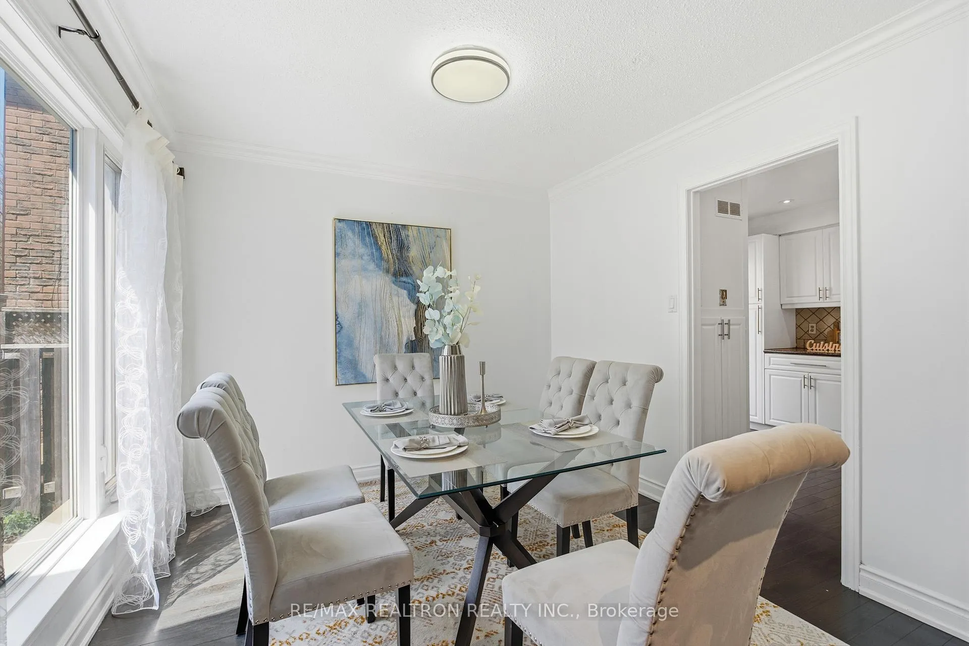 Photo 12 of 150 Borrows Street, Vaughan, Lakeview Estates — HOMEH