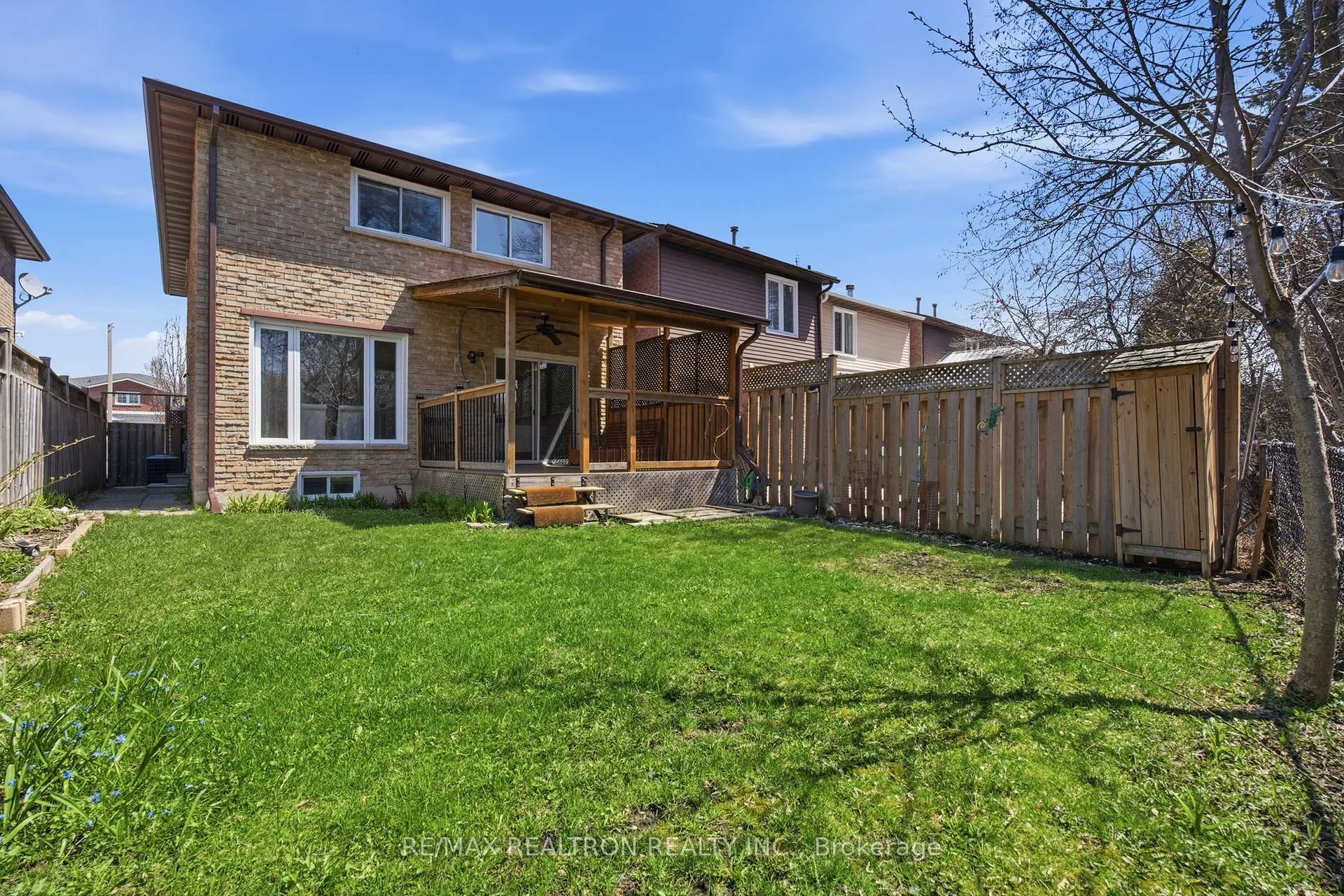 Photo 35 of 150 Borrows Street, Vaughan, Lakeview Estates — HOMEH