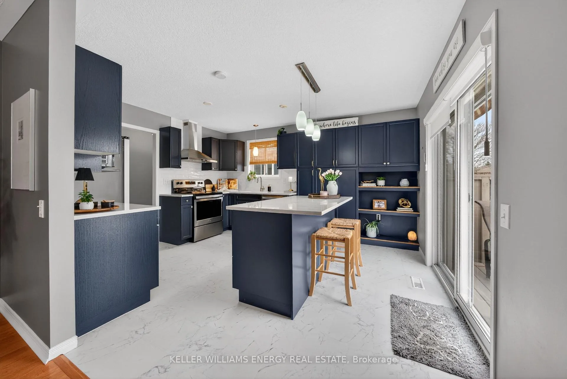 Photo 17 of 35 Cretney Drive, Prince Edward County, Wellington Ward — HOMEH