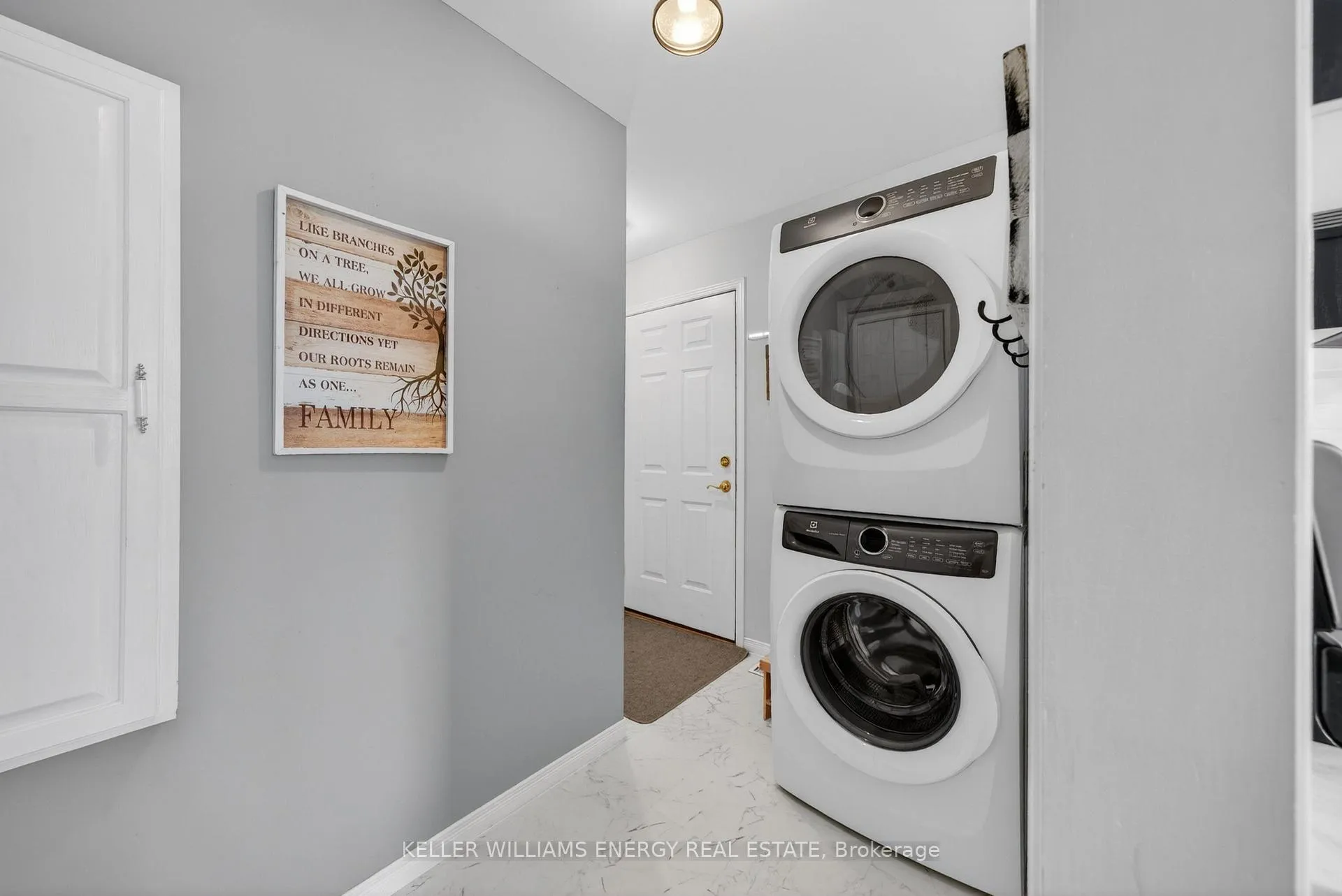 Photo 19 of 35 Cretney Drive, Prince Edward County, Wellington Ward — HOMEH