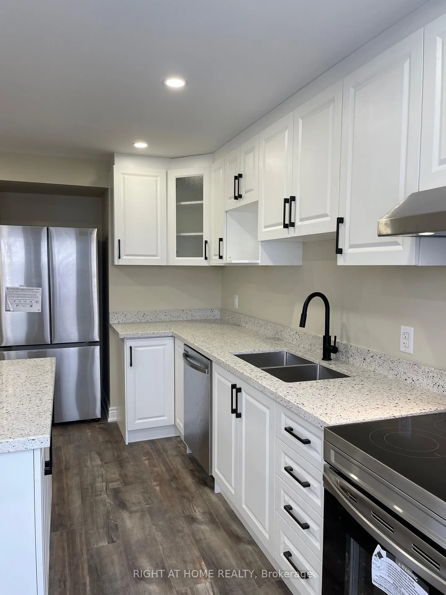 Photo 9 of Unit 2, 117 Huxley Avenue S, Hamilton, Delta — HOMEH